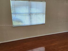 11219 SW 88th St 205C, Miami FL 33176