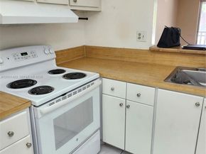 11219 SW 88th St 205C, Miami FL 33176