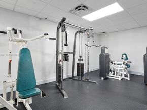 600 Parkview Dr 611, Hallandale Beach FL 33009