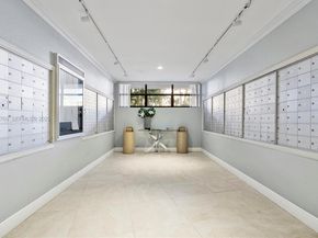 600 Parkview Dr 611, Hallandale Beach FL 33009