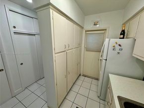 6580 Santona St A38, Coral Gables FL 33146