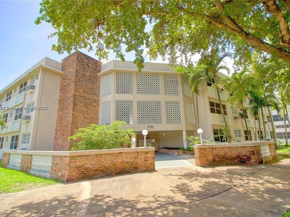 6580 Santona St A38, Coral Gables FL 33146