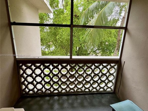 6580 Santona St A38, Coral Gables FL 33146