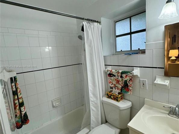 6580 Santona St A38, Coral Gables FL 33146