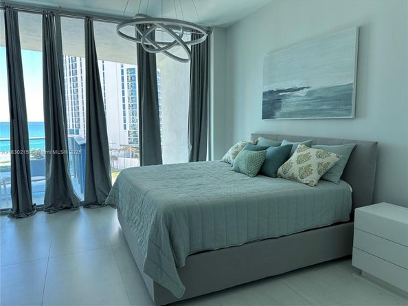 17550 Collins Ave 703, Sunny Isles Beach FL 33160