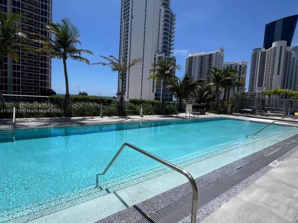 17550 Collins Ave 703, Sunny Isles Beach FL 33160