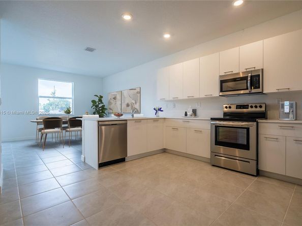 12811 NW 23rd Place, Miami FL 33167
