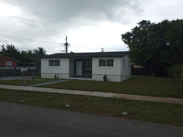 7625 NW 14th Ct, Miami FL 33147