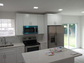 7625 NW 14th Ct, Miami FL 33147