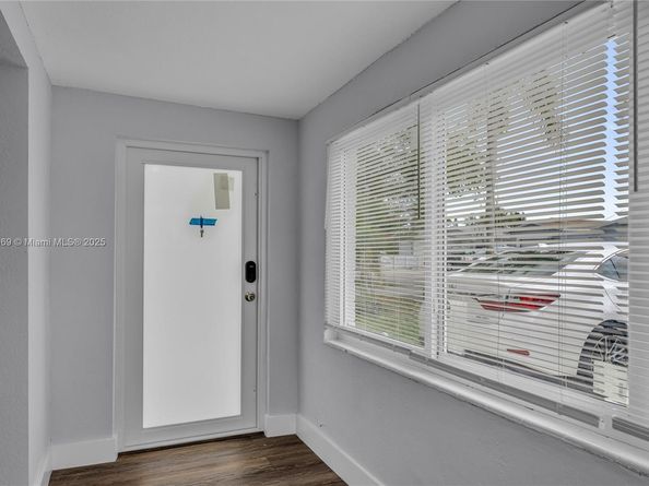 2243 Greene St, Hollywood FL 33020