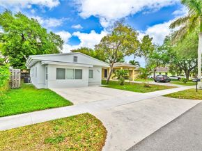 2243 Greene St, Hollywood FL 33020