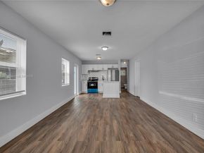 2243 Greene St, Hollywood FL 33020