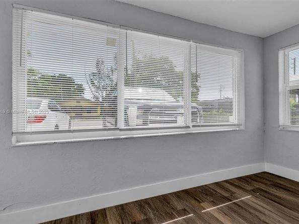 2243 Greene St, Hollywood FL 33020