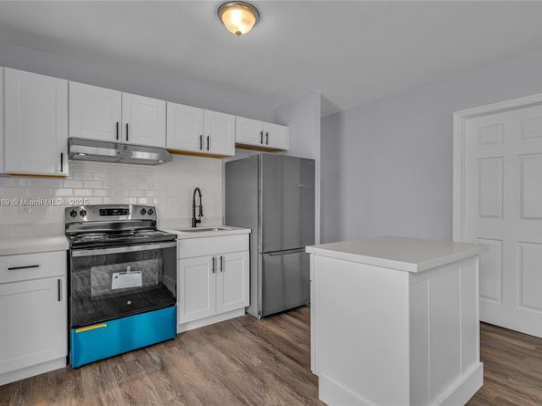 2243 Greene St, Hollywood FL 33020