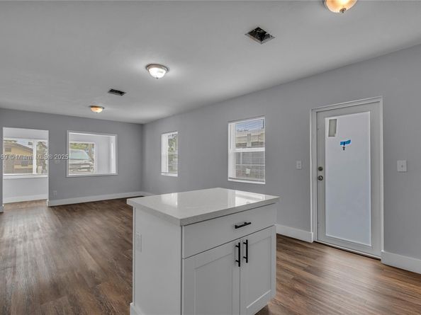 2243 Greene St, Hollywood FL 33020