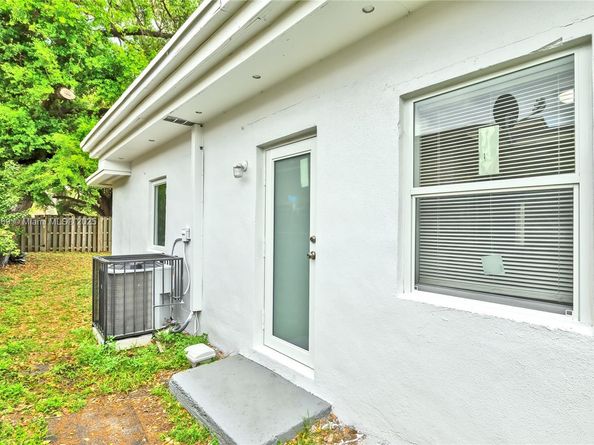 2243 Greene St, Hollywood FL 33020