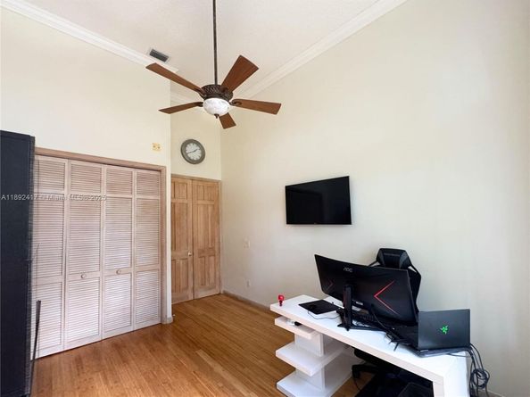 375 Sabal Way, Weston FL 33326