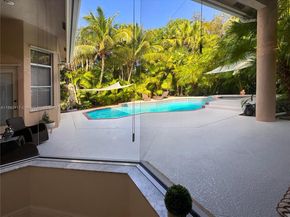 375 Sabal Way, Weston FL 33326