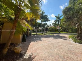 375 Sabal Way, Weston FL 33326