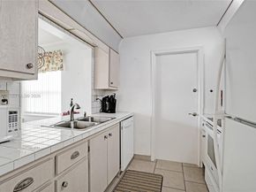 1806 SW 18th St, Boynton Beach FL 33426