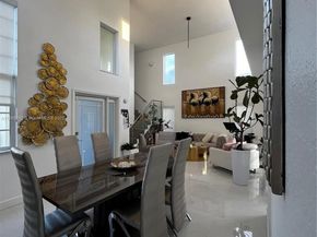 1170 E Wilshire Cir E, Pembroke Pines FL 33027