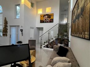 1170 E Wilshire Cir E, Pembroke Pines FL 33027