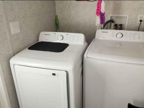 822 Heather Lane, Hallandale Beach FL 33309