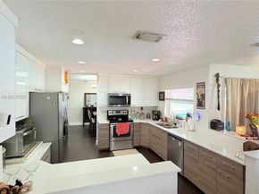 1002 NW 182nd Way, Pembroke Pines FL 33029