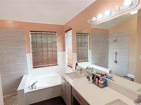 1002 NW 182nd Way, Pembroke Pines FL 33029