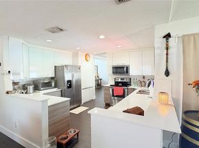 1002 NW 182nd Way, Pembroke Pines FL 33029