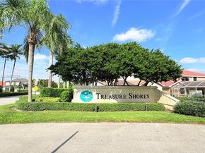 1002 NW 182nd Way, Pembroke Pines FL 33029