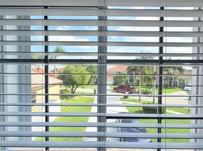 1002 NW 182nd Way, Pembroke Pines FL 33029