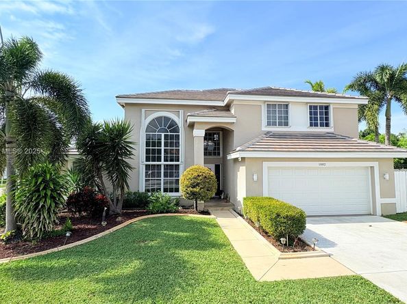 1002 NW 182nd Way, Pembroke Pines FL 33029