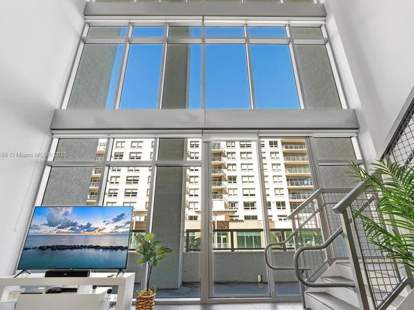 3301 NE 1st Ave M0502, Miami FL 33137