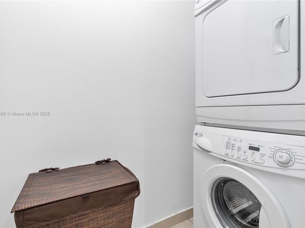 3301 NE 1st Ave M0502, Miami FL 33137