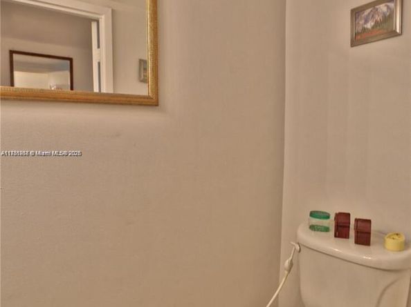 555 NE 15th St 10G, Miami FL 33132