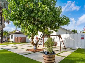 407 NW 9th Ct, Homestead FL 33030