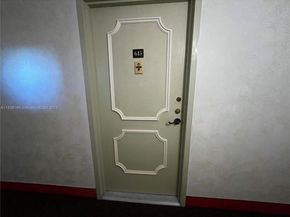 1300 Saint Charles Pl 613, Pembroke Pines FL 33026