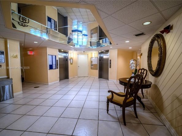 1300 Saint Charles Pl 613, Pembroke Pines FL 33026