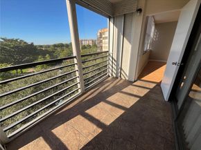 1300 Saint Charles Pl 613, Pembroke Pines FL 33026