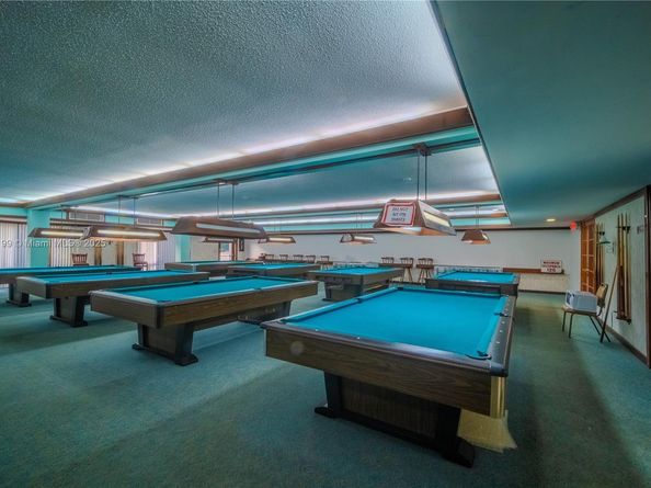 1300 Saint Charles Pl 613, Pembroke Pines FL 33026