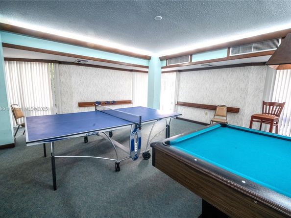 1300 Saint Charles Pl 613, Pembroke Pines FL 33026