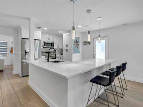 9212 NW 81st Pl, Tamarac FL 33321