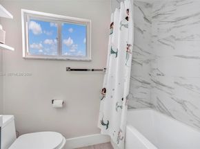 9212 NW 81st Pl, Tamarac FL 33321