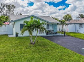 9212 NW 81st Pl, Tamarac FL 33321