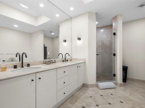 100 S Pointe Dr 509, Miami Beach FL 33139