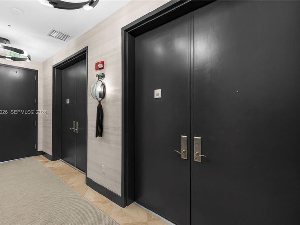 100 S Pointe Dr 509, Miami Beach FL 33139