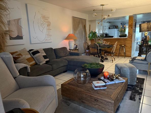 1279 W 51st Pl B13, Hialeah FL 33012