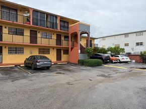 1279 W 51st Pl B13, Hialeah FL 33012