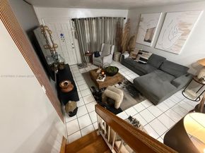 1279 W 51st Pl B13, Hialeah FL 33012